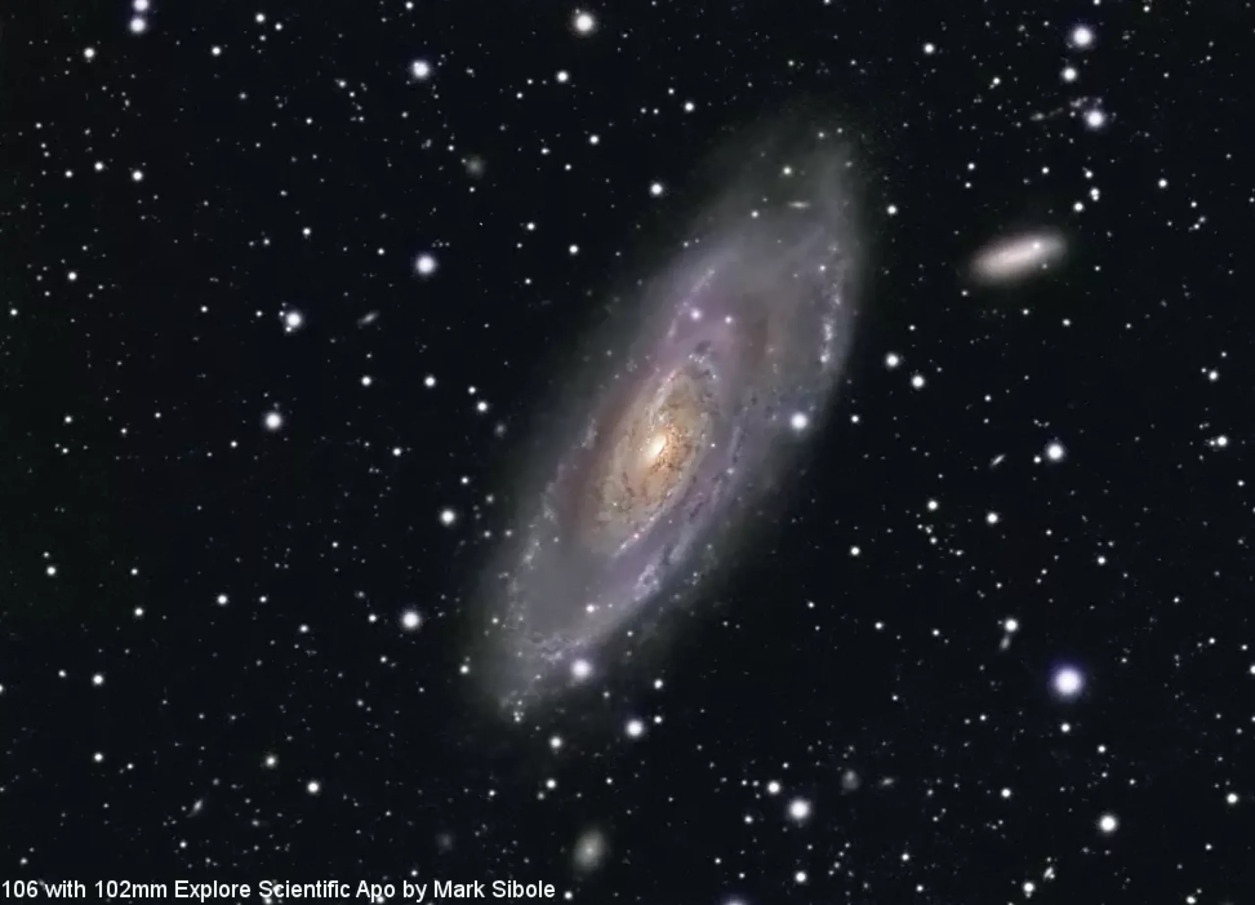 EXPLORE SCIENTIFIC ED APO 102mm f/7 FCD-1 Alu 2'' R&P Fokussierer>Bresser Hot